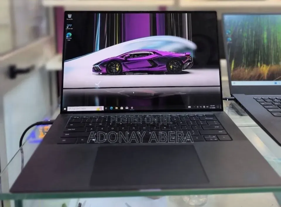 New Laptop Dell 16GB Intel Core i7 SSD 512GB
