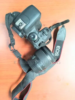 Canon Eos Rebel T7i With Lens