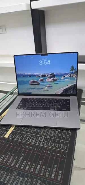 New Laptop Apple MacBook Pro 2021 M1 Max 32GB Intel Core i7 SSD 1T