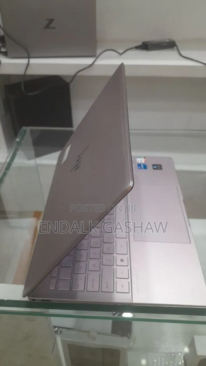 New Laptop HP Pavilion 14 16GB Intel Core i5 SSD 1T