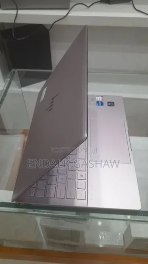 New Laptop HP Pavilion 14 16GB Intel Core i5 SSD 1T