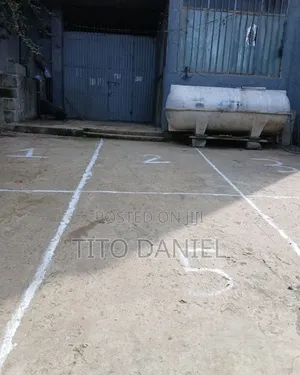 መጋዘን ኪራይ ዊጌት አካባቢ 230 ካሬ