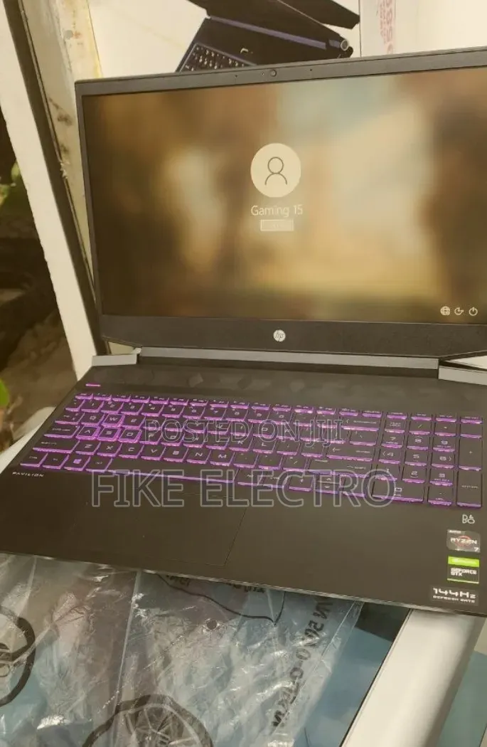 New HP Pavilion Gaming Laptop 15-dk2xxx 16GB AMD Ryzen 7 SSD 512GB