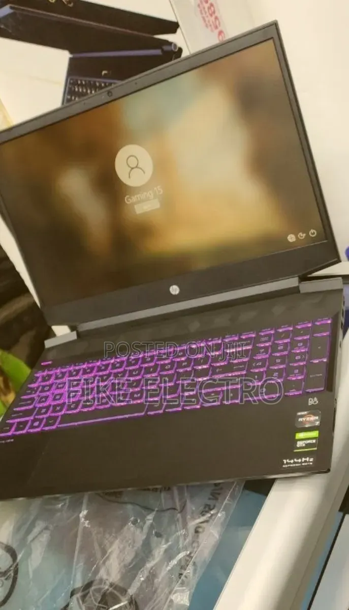 New HP Pavilion Gaming Laptop 15-dk2xxx 16GB AMD Ryzen 7 SSD 512GB
