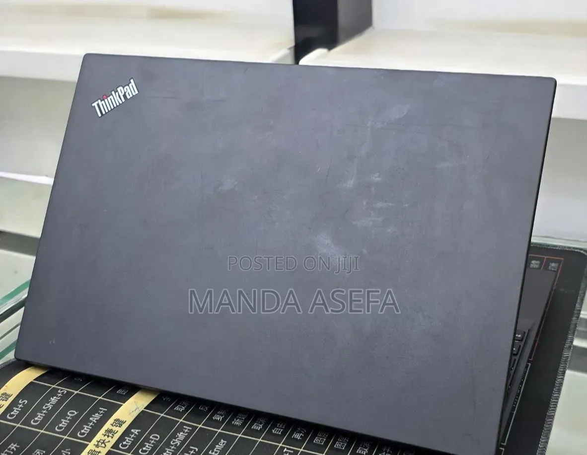 New Laptop Lenovo ThinkPad T490s 16GB Intel Core i5 SSD 512GB