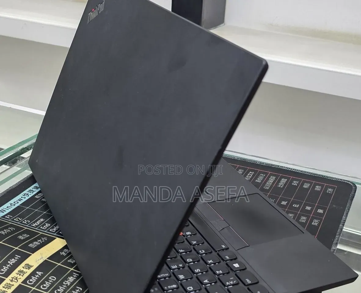 New Laptop Lenovo ThinkPad T490s 16GB Intel Core i5 SSD 512GB
