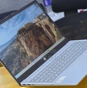 New Laptop HP Stream Notebook 16GB Intel Core i7 SSD 1T