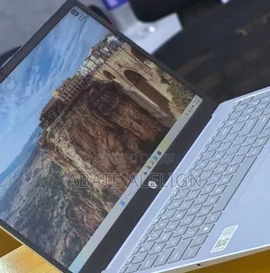 New Laptop HP Stream Notebook 16GB Intel Core i7 SSD 1T
