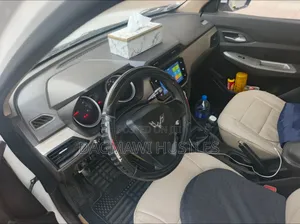 Wuling Hongguang S 2020 White