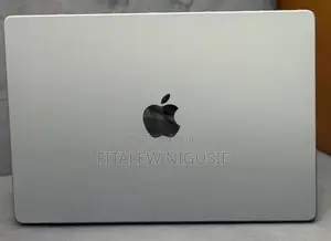 New Laptop Apple MacBook Pro 2020 M1 16GB Apple M1 SSD 1T