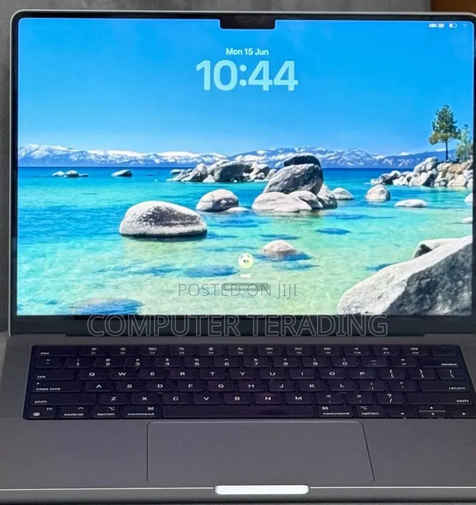 New Laptop Apple MacBook Pro 2020 M1 16GB Apple M1 SSD 1T