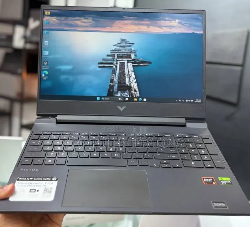 New Laptop HP Victus 15 16GB AMD Ryzen 5 SSD 512GB