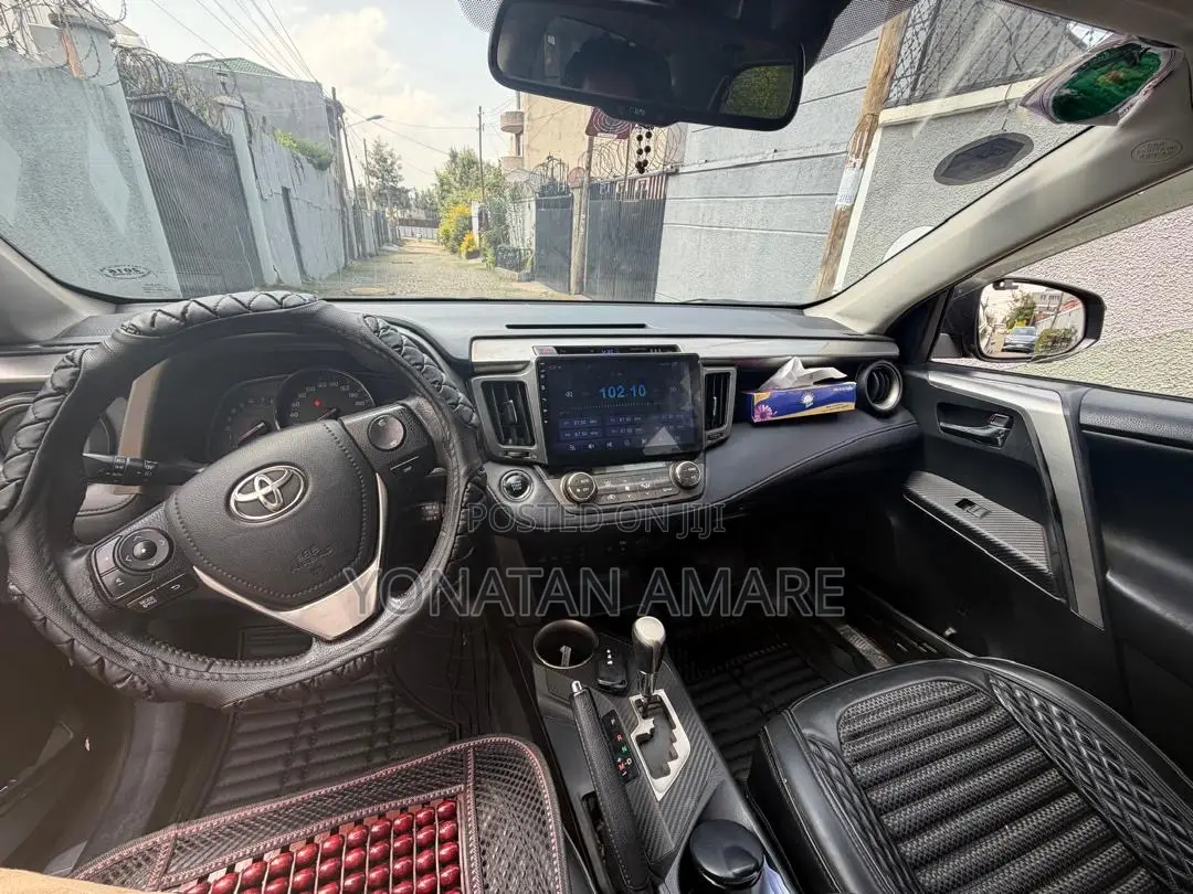 Toyota RAV4 2014 Brown