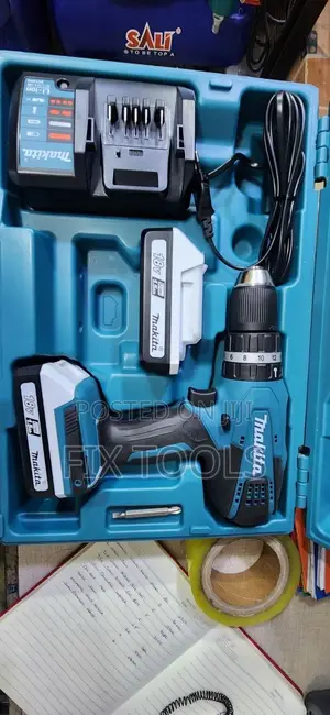 Original Makita 18v Cordless Combi Hammer Drill Kit,