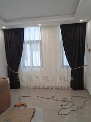 Curtain Textail