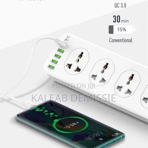 Universal Power Socket Fast Charger ያለው