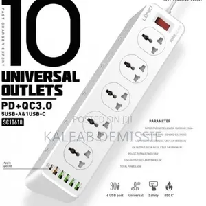 Universal Power Socket Fast Charger ያለው