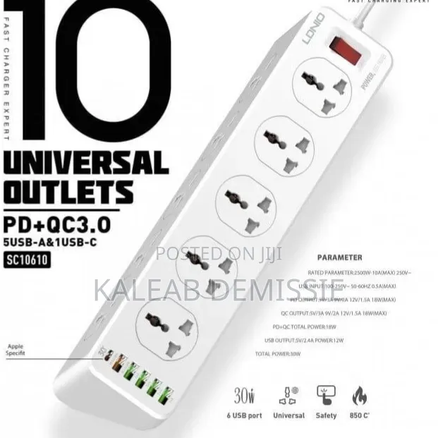 Universal Power Socket Fast Charger ያለው