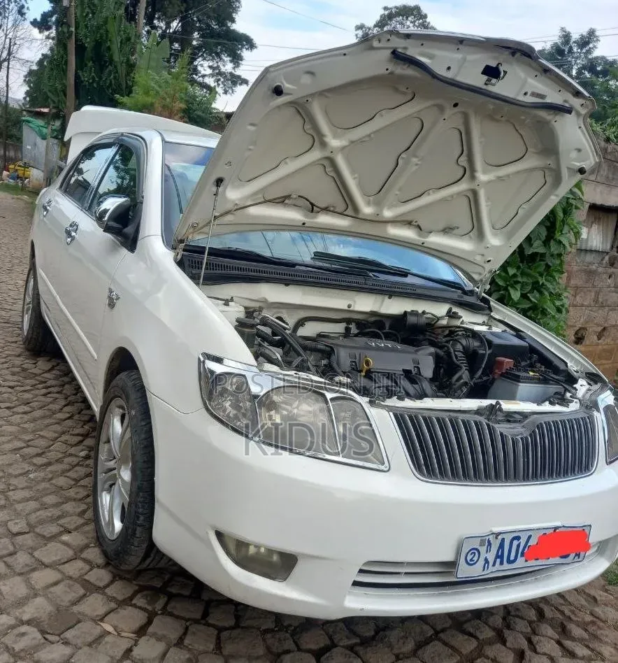 Toyota Corolla 2007 White