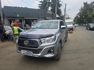 Toyota Hilux Revo Double Cab Deisel 2.4 AWD 2020 Silver