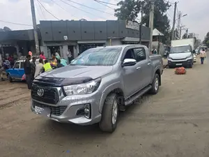 Toyota Hilux Revo Double Cab Deisel 2.4 AWD 2020 Silver