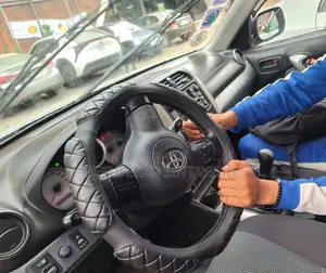Toyota RAV4 1.8 2005 Green