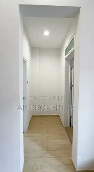 Furnished 1bdrm Apartment in ሲኤምሲ ሚካኤል, Yeka for sale