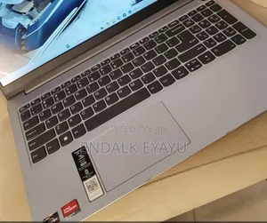 New Laptop Lenovo IdeaPad 1 8GB AMD Ryzen 7 SSD 512GB