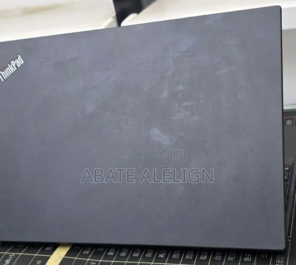 New Laptop Lenovo ThinkPad T490s 16GB Intel Core i5 SSD 256GB