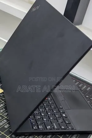 New Laptop Lenovo ThinkPad T490s 16GB Intel Core i5 SSD 256GB