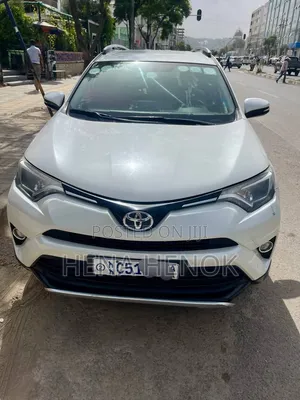 Toyota RAV4 2016 White