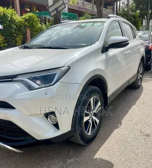 Toyota RAV4 2016 White