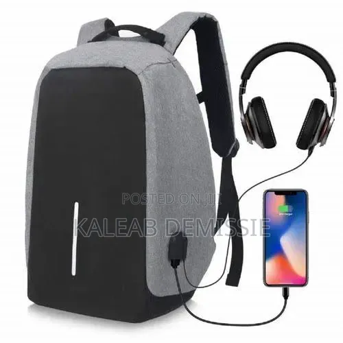 15.6 Anti-Theft Backpack With Usb Charging Port