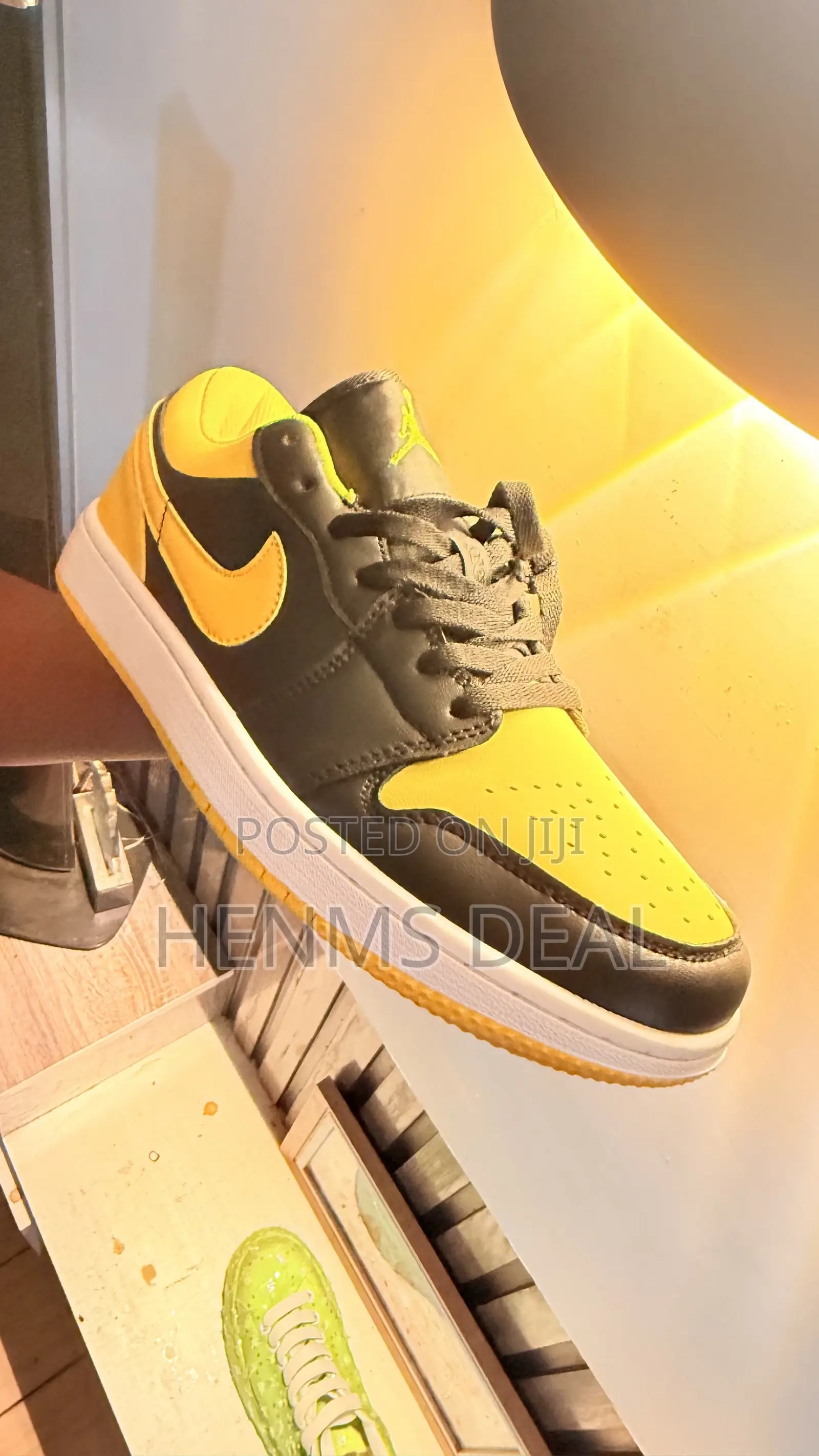 Air Jordan 1 Low Yellow Ochre