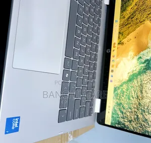 New Laptop HP OmniBook 5 Flip 16GB Intel Core 7 SSD 512GB