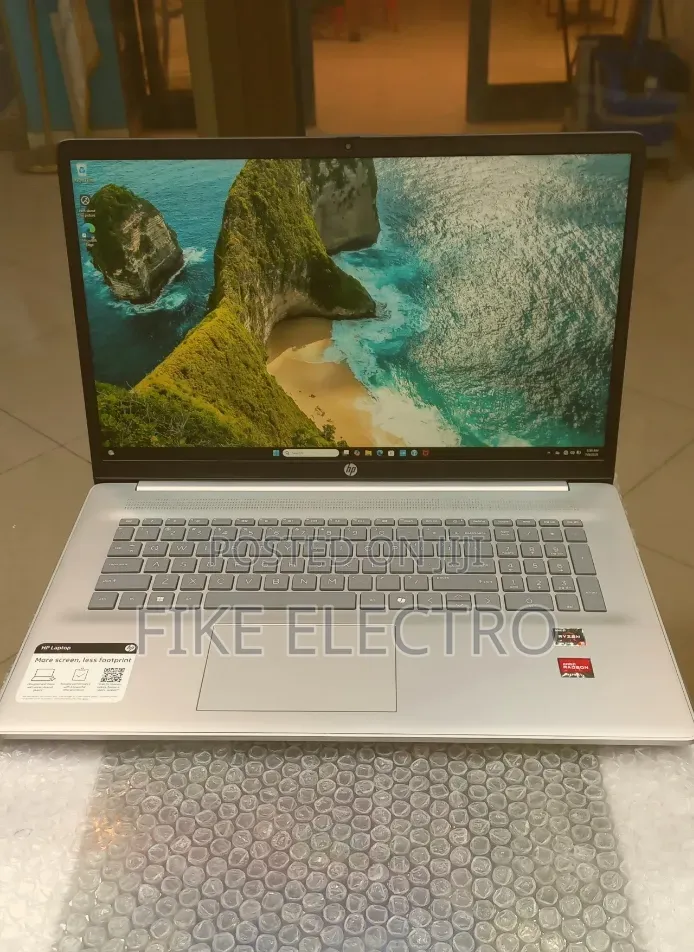 New Laptop HP Stream Notebook 8GB AMD Ryzen 5 SSD 512GB