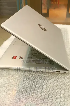 New Laptop HP Stream Notebook 8GB AMD Ryzen 5 SSD 512GB