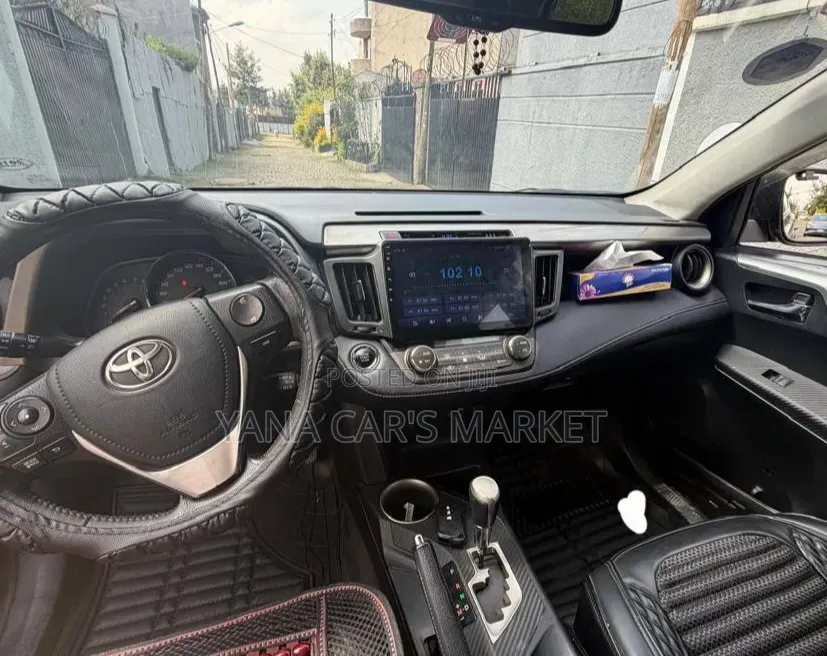 Toyota RAV4 2014 Gray