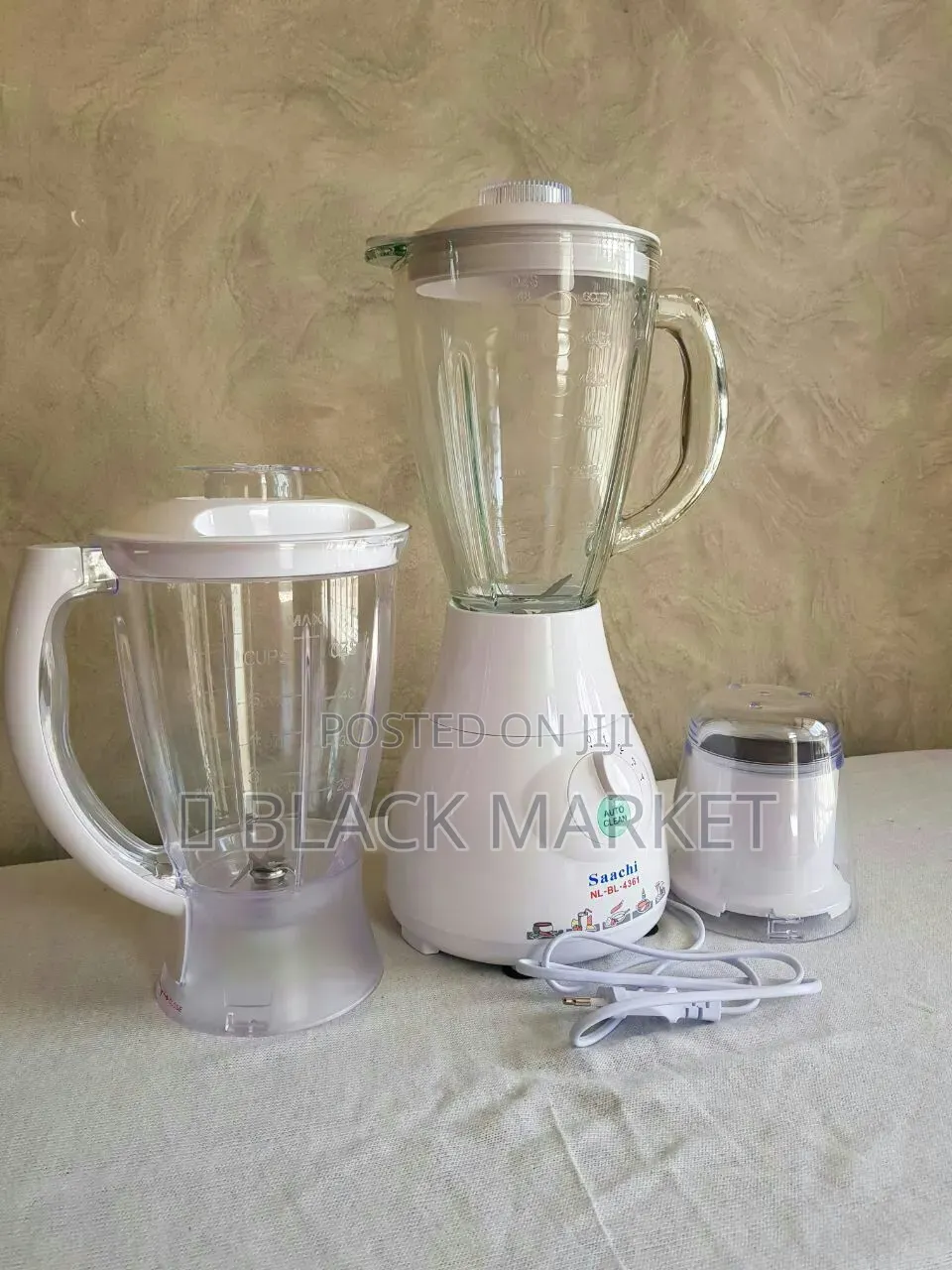Saachi 3in1 Blender ( ጁስ መፍጫ)