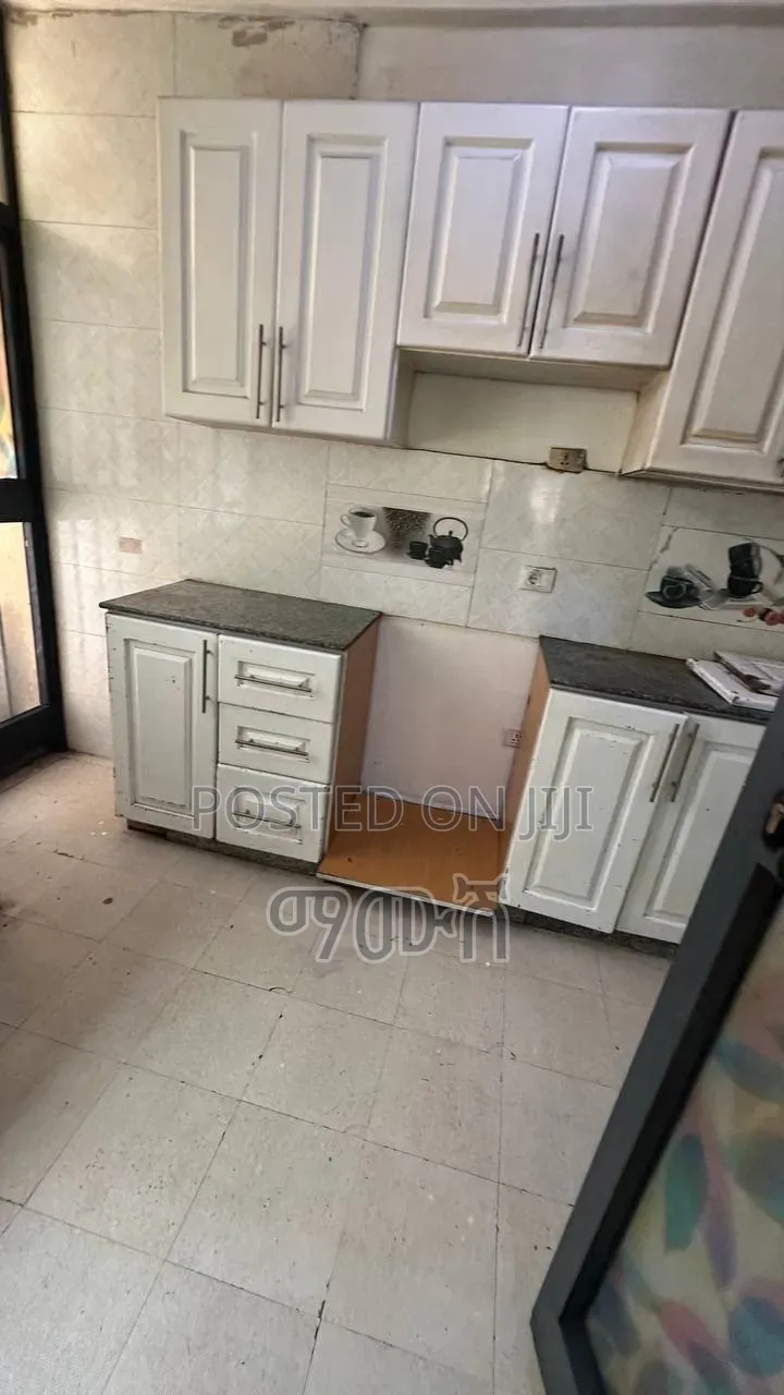 Furnished 3bdrm Apartment in አያት, Bole for sale