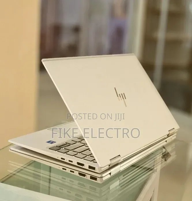 New Laptop HP EliteBook 1040 G8 16GB Intel Core i7 SSD 512GB