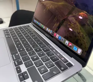 New Laptop Apple MacBook Pro 2021 M1 16GB Apple M1 Pro SSD 512GB