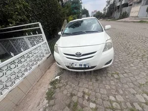 Toyota Yaris 1.3 VVT-i Automatic 2008 White