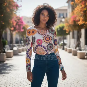 Brand New Very Comfortable Women Sweater. Size M,L. 4000br