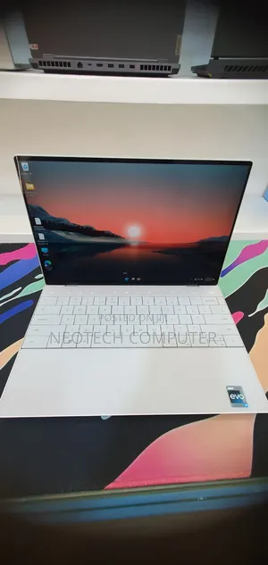 New Laptop Dell XPS 13 32GB Intel Core i7 SSD 512GB