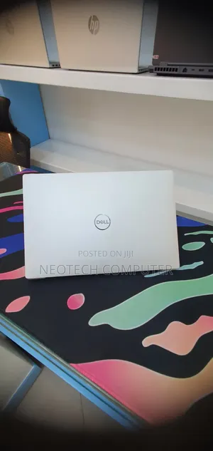 New Laptop Dell XPS 13 32GB Intel Core i7 SSD 512GB