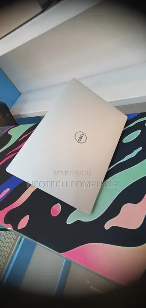 New Laptop Dell XPS 13 32GB Intel Core i7 SSD 512GB