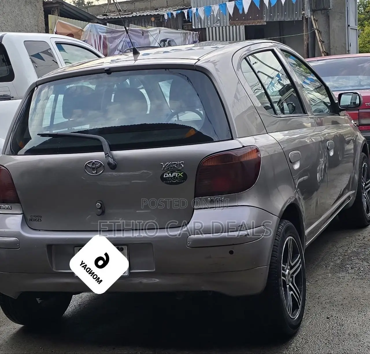 Toyota Vitz 2004 Silver