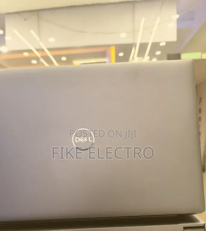 New Laptop Dell Precision 5490 32GB Intel Core Ultra 9 SSD 1T