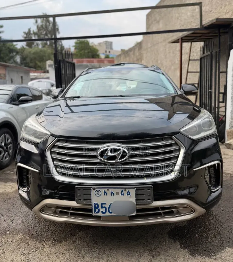 Hyundai Santa Fe 2018 Black